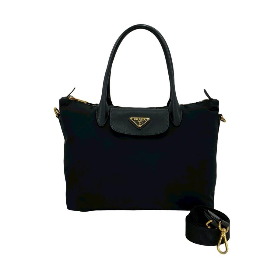 PRADA（プラダ） 極 美品 保存袋付き 三角ロゴ 金具 テスート ナイロン 