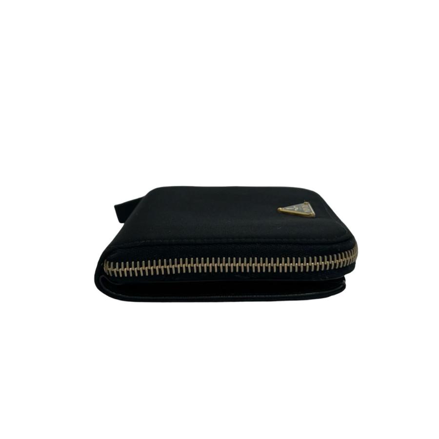 PRADA（プラダ） 極 美品 三角ロゴ 金具 テスート ナイロン