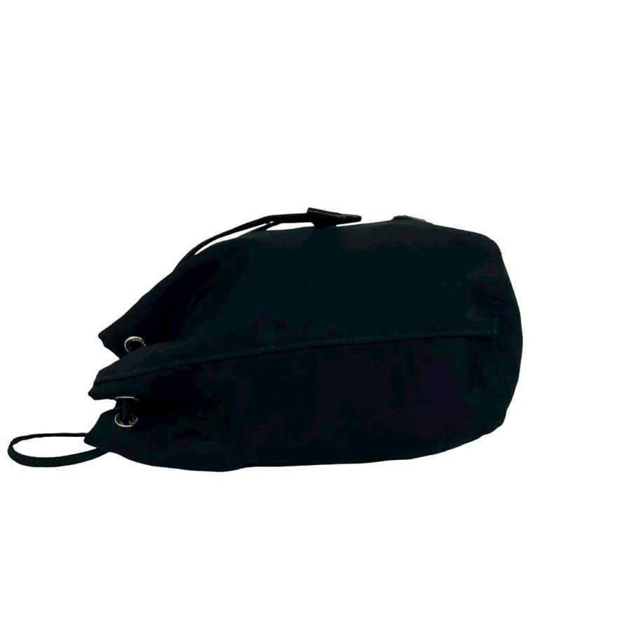 【極美品！✨】PRADA 巾着ミニポーチ バッグ ナイロン 三角ロゴ ブラック PRADA（プラダ） 極 美品 三角ロゴ 金具 テスート ナイロン