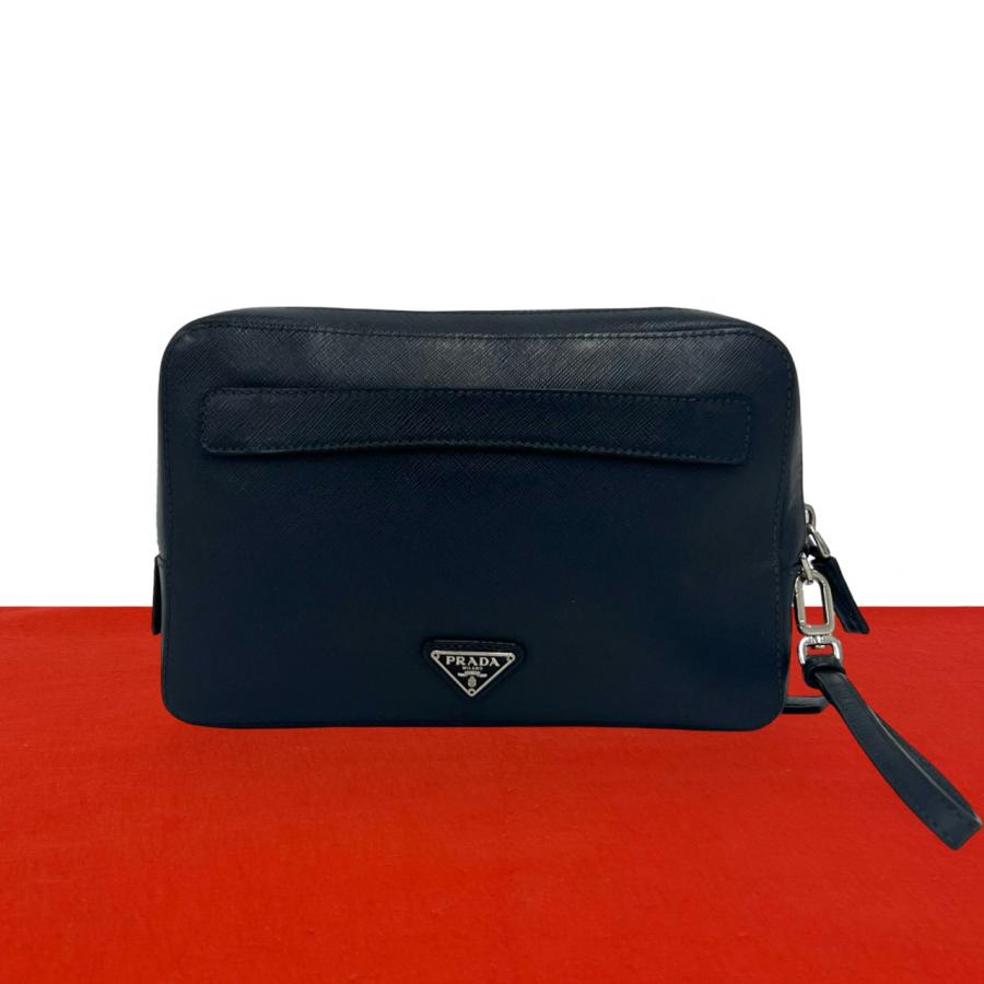 PRADA（プラダ） 極 美品 三角ロゴ 金具 サフィアーノ レザー 本革