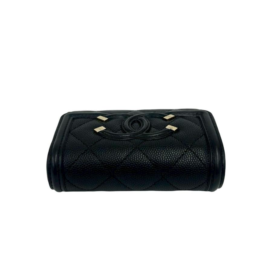 CHANEL（シャネル） ほぼ未使用 箱 袋付き カード シール有 28番台 CC