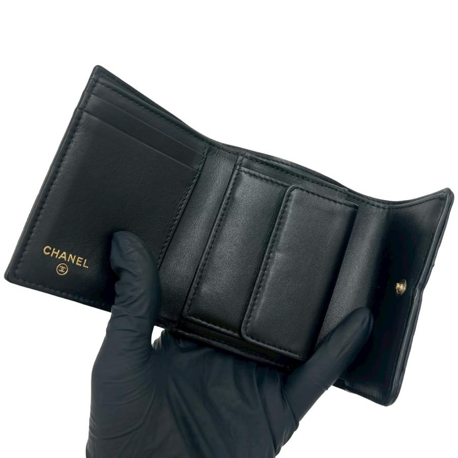 CHANEL（シャネル） ほぼ未使用 箱 袋付き カード シール有 28番台 CC