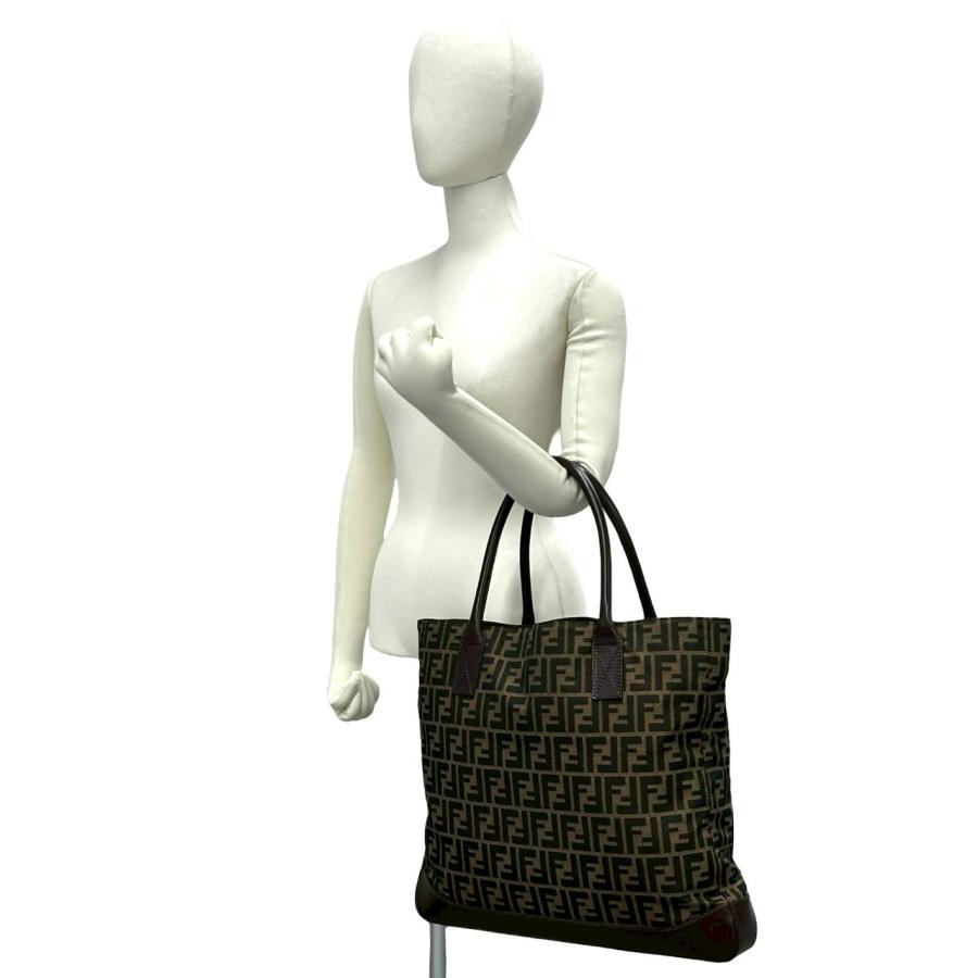 FENDI（フェンディ） 極 美品 希少品 ズッカ FF ロゴ 柄 キャンバス