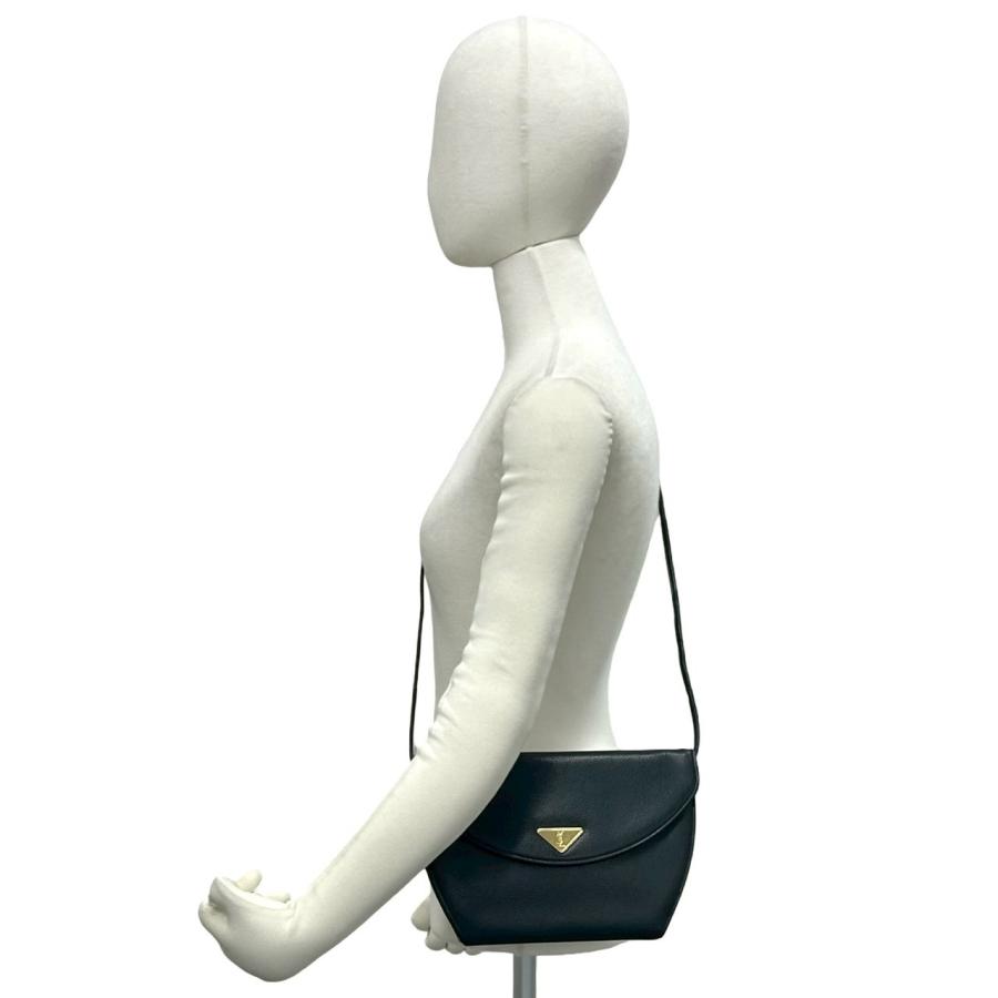 Yves Saint Laurent（イヴ・サンローラン） 極 美品 袋付き