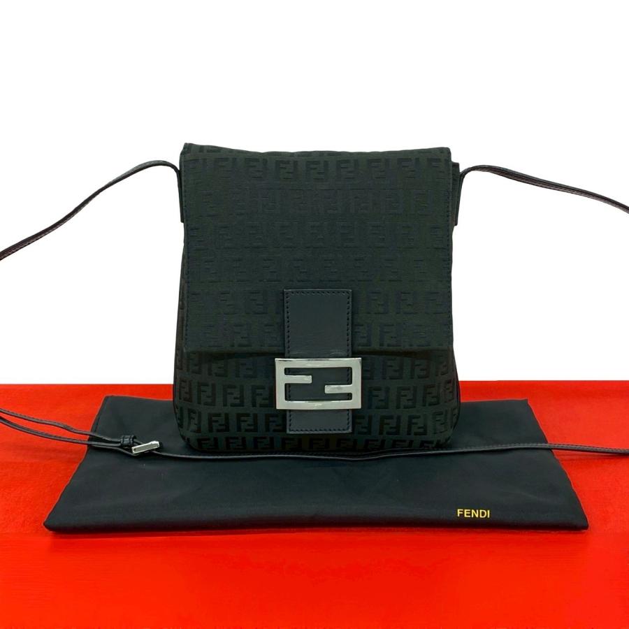 FENDI（フェンディ） 極 美品 袋付き ズッキーノ FF 柄 キャンバス