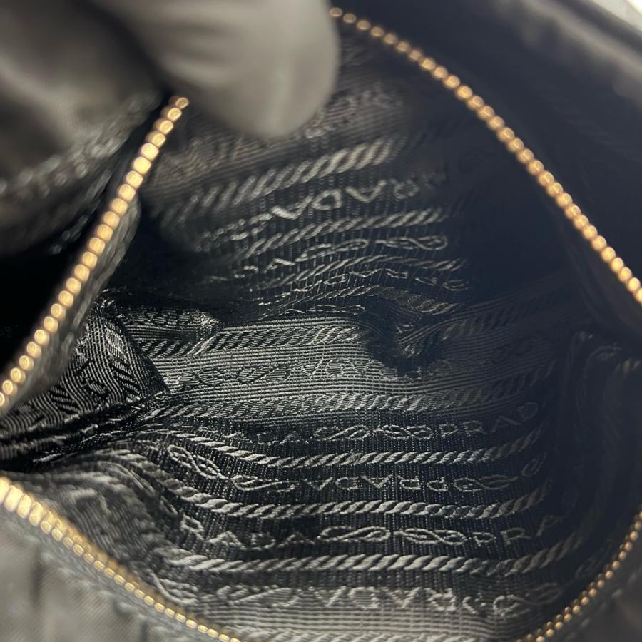 【極美品〜美品】プラダ ワンショルダーバッグ ベルトバッグ ナイロン×レザー PRADA（プラダ） 極 美品 三角ロゴ 金具 レザー 本革 ナイロン