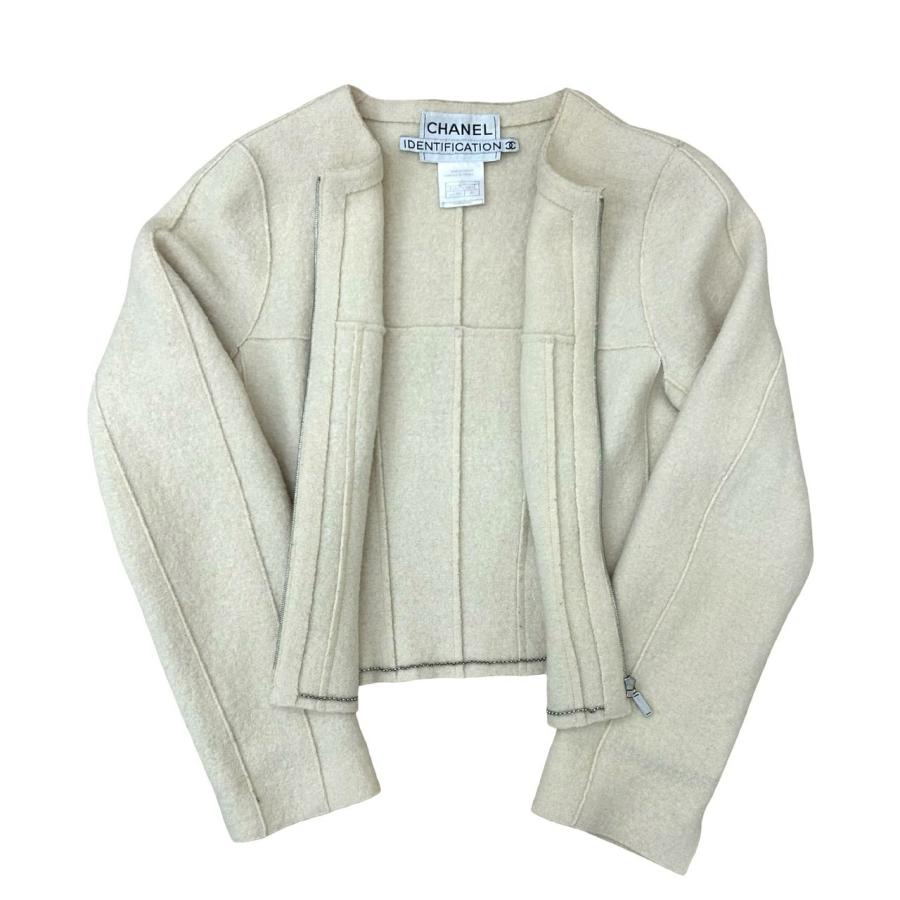 極 美品 希少品 09A CHANEL シャネル ウール ノーカラージャケット ブルゾン アウター サイズ40 アイボリー 1685dの画像