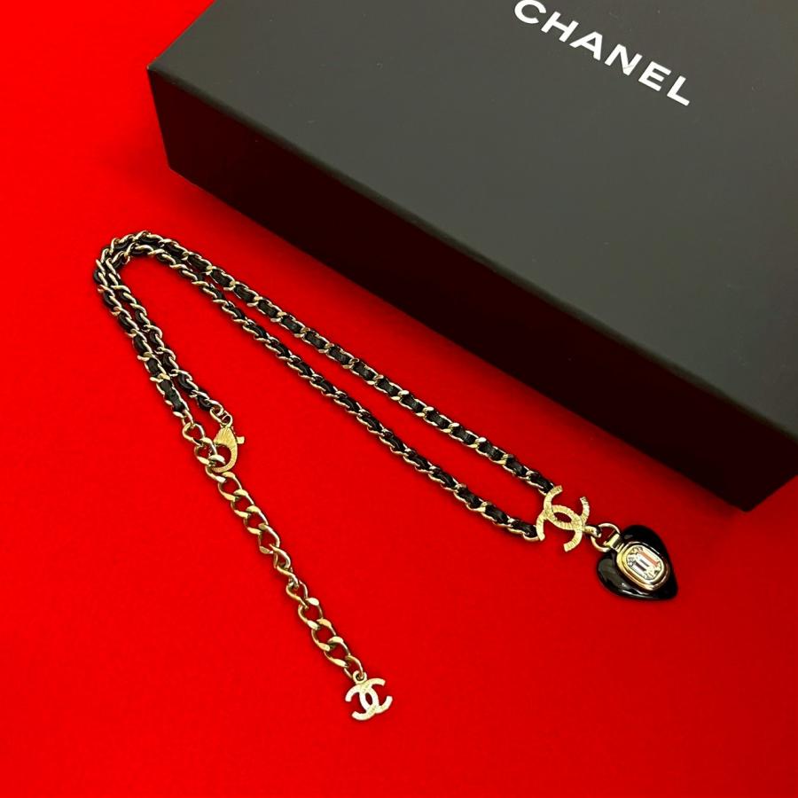 CHANEL（シャネル） 極 美品 箱 袋付き コメあり B21K CHANEL ココ