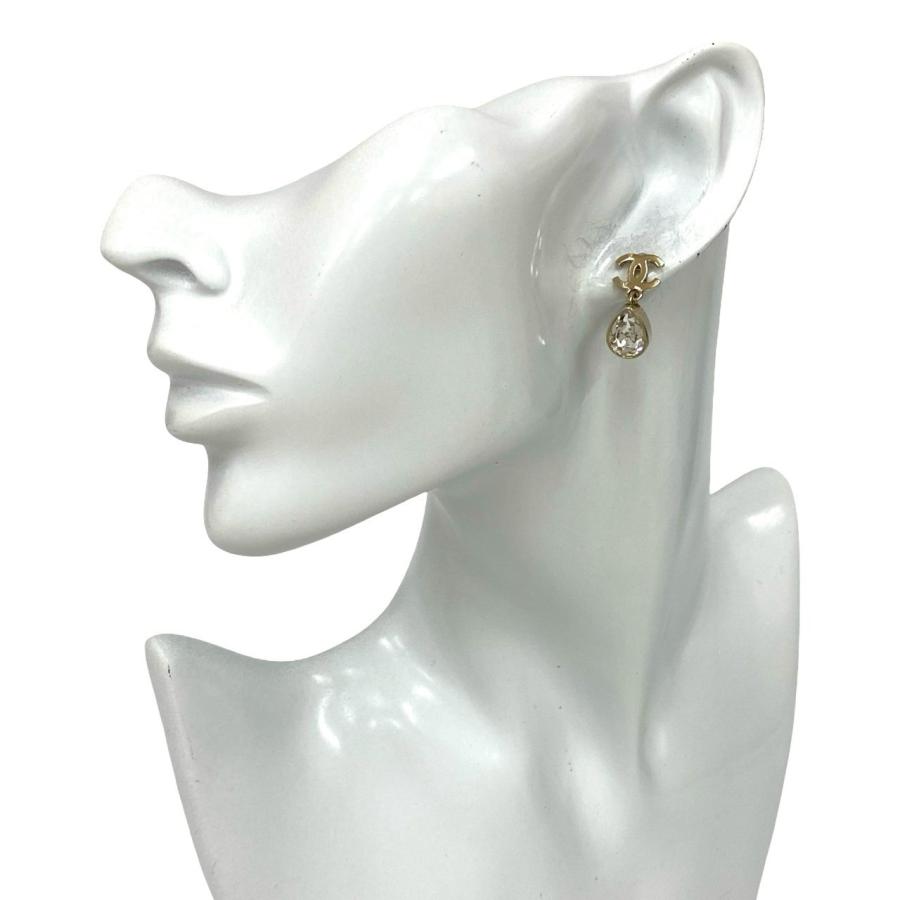 極 美品 コメあり A22C CHANEL シャネル ココマーク モチーフ GP ラインストーン ドロップ ピアス アクセサリー 小物 ゴールド 19615の画像