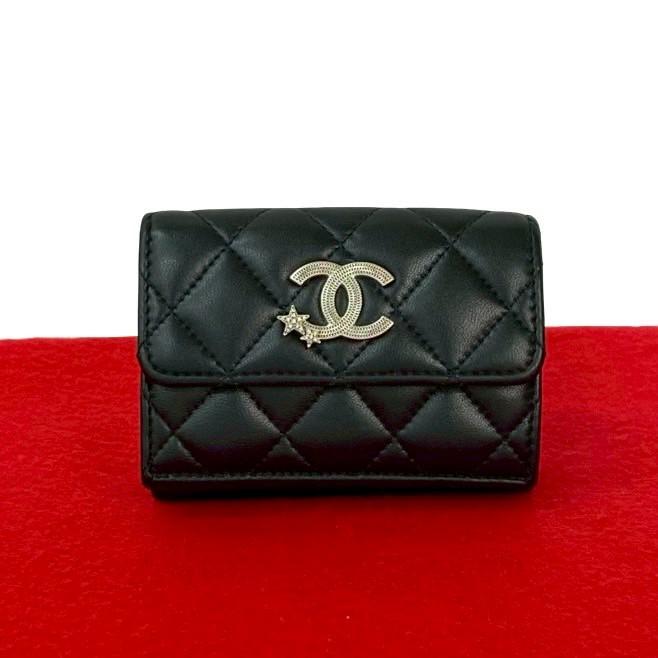 CHANEL（シャネル） 極 美品 シール有 ランダム番台 マトラッセ ココ