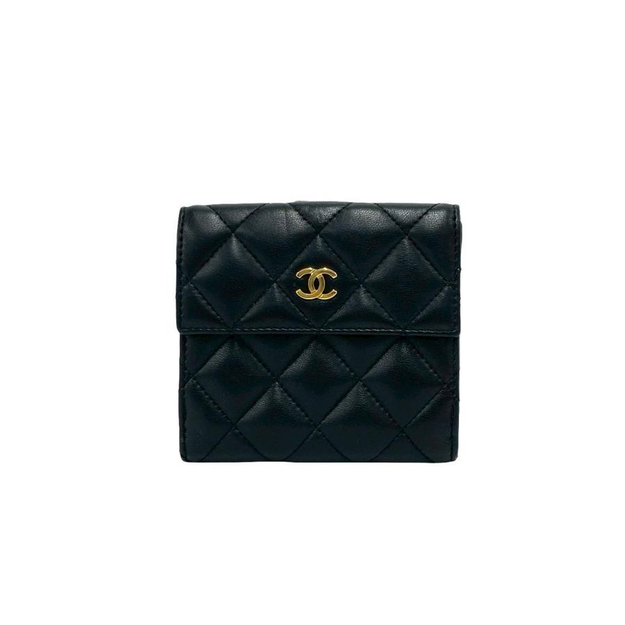 CHANEL マトラッセ 19 ココマーク 財布 CHANEL（シャネル） ほぼ未使用 カード シール有 19番台 マトラッセ