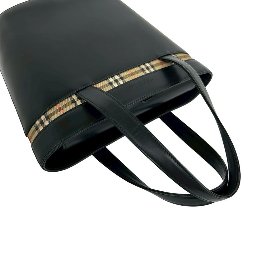 BURBERRY（バーバリー） 極 美品 ノバチェック ロゴ 刻印 レザー 本革