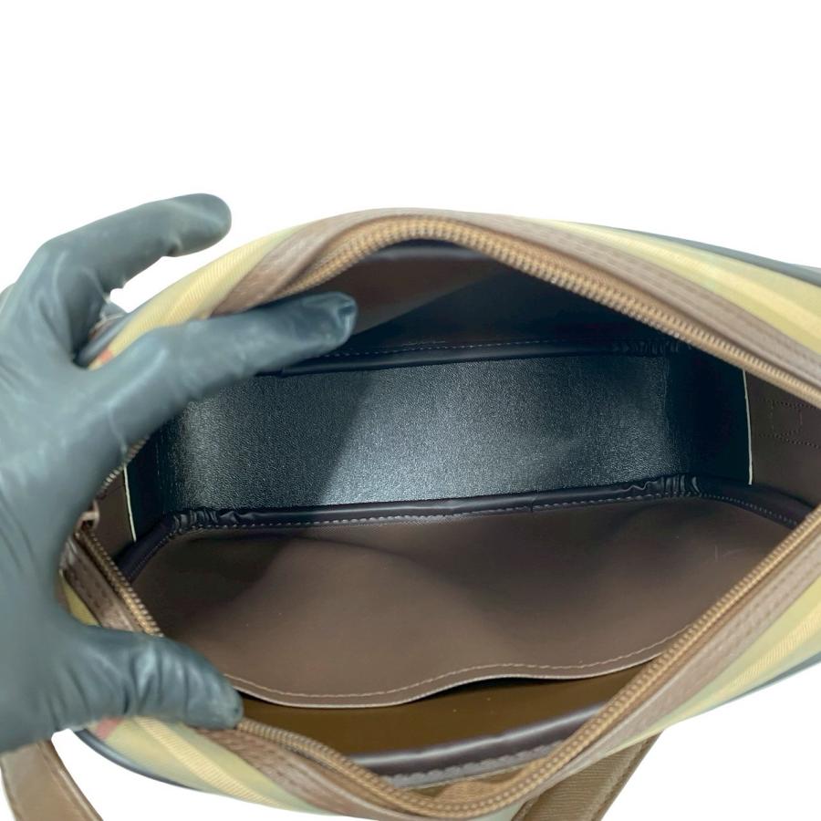 BURBERRY（バーバリー） 極 美品 Burberrys バーバリーズ ロゴ
