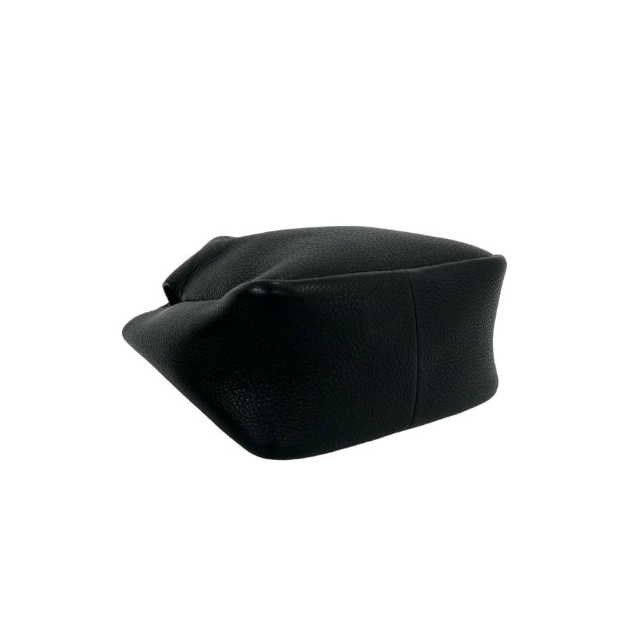 PRADA（プラダ） 極 美品 袋付き ヴィッテロダイノ 三角ロゴ 金具