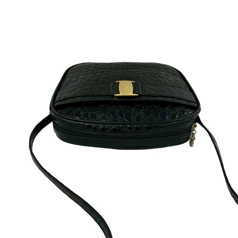 極 美品 Salvatore Ferragamo サルヴァトーレフェラガモ ヴァラリボン