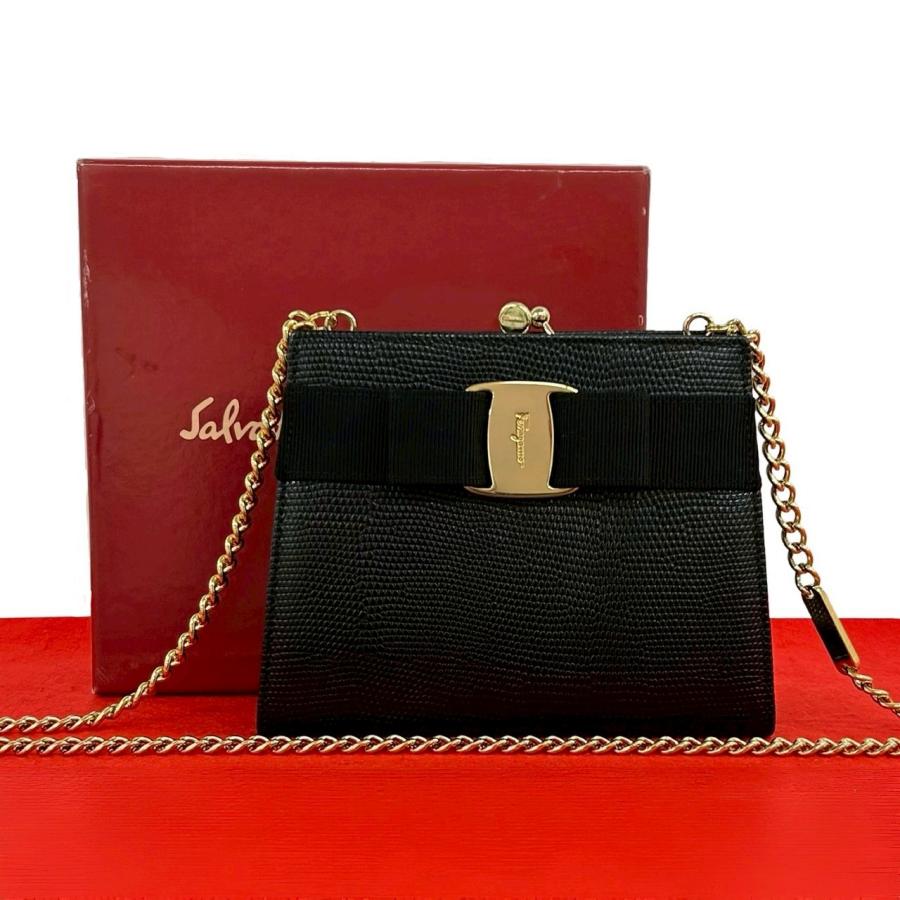 ほぼ未使用 Salvatore Ferragamo サルヴァトーレフェラガモ ヴァラ