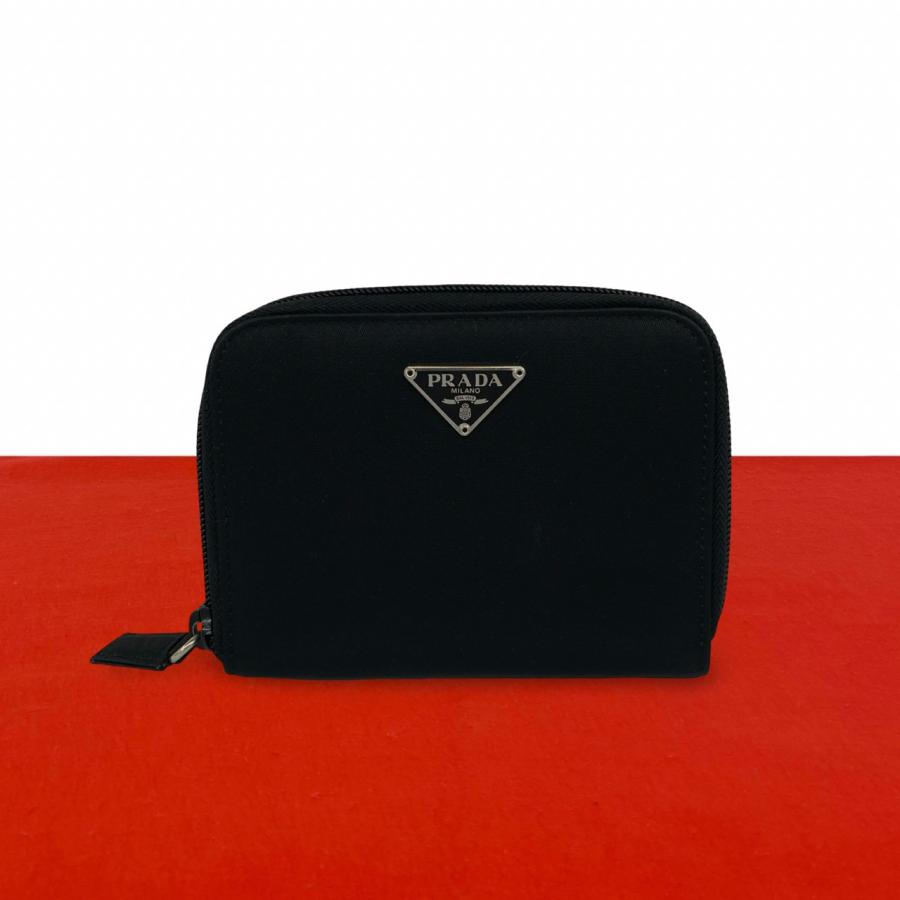 極美品　箱付き　PRADA プラダ　二つ折り財布　ナイロン　三角プレート　黒 PRADA（プラダ） 極 美品 三角ロゴ トライアングル プレート 金具