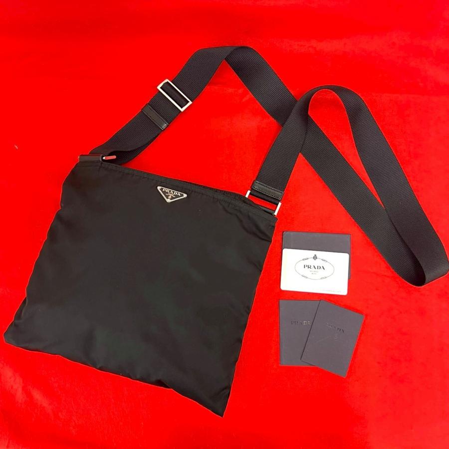 PRADA（プラダ） 極 美品 三角ロゴ トライアングル プレート 金具 
