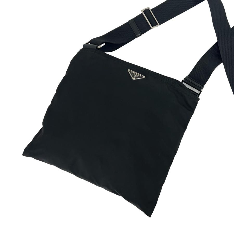 PRADA（プラダ） 極 美品 三角ロゴ トライアングル プレート 金具