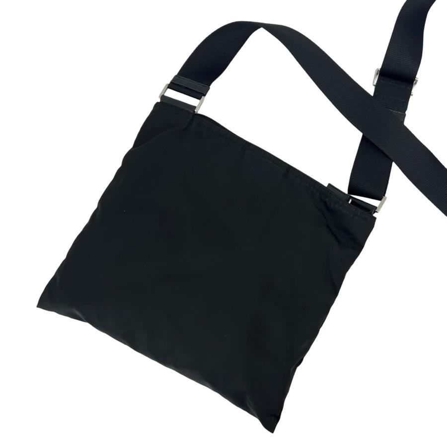 PRADA（プラダ） 極 美品 三角ロゴ トライアングル プレート 金具