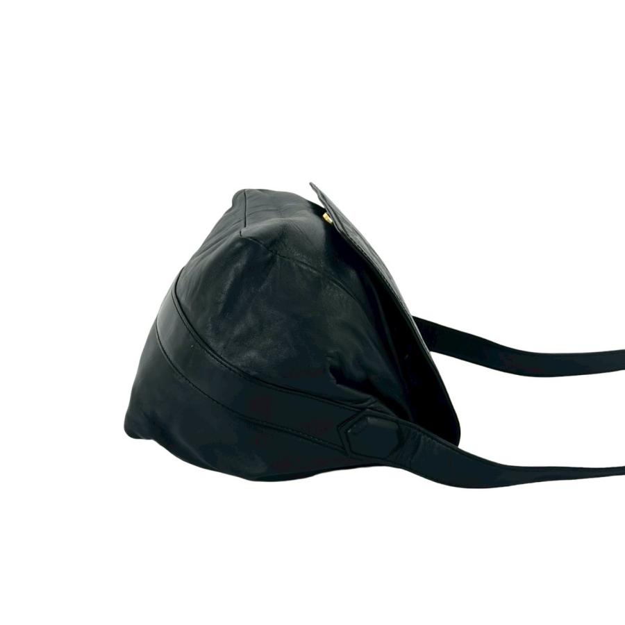 美品✨ LOEWE ワンショルダーバッグ アナグラム ブラック レザー LOEWE（ロエベ） 極 美品 アナグラム ロゴ レザー 本革 巾着