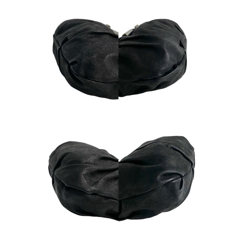 PRADA 極 美品 カード有り 希少品 プラダ ロゴ金具 レザー 本革 ワン  