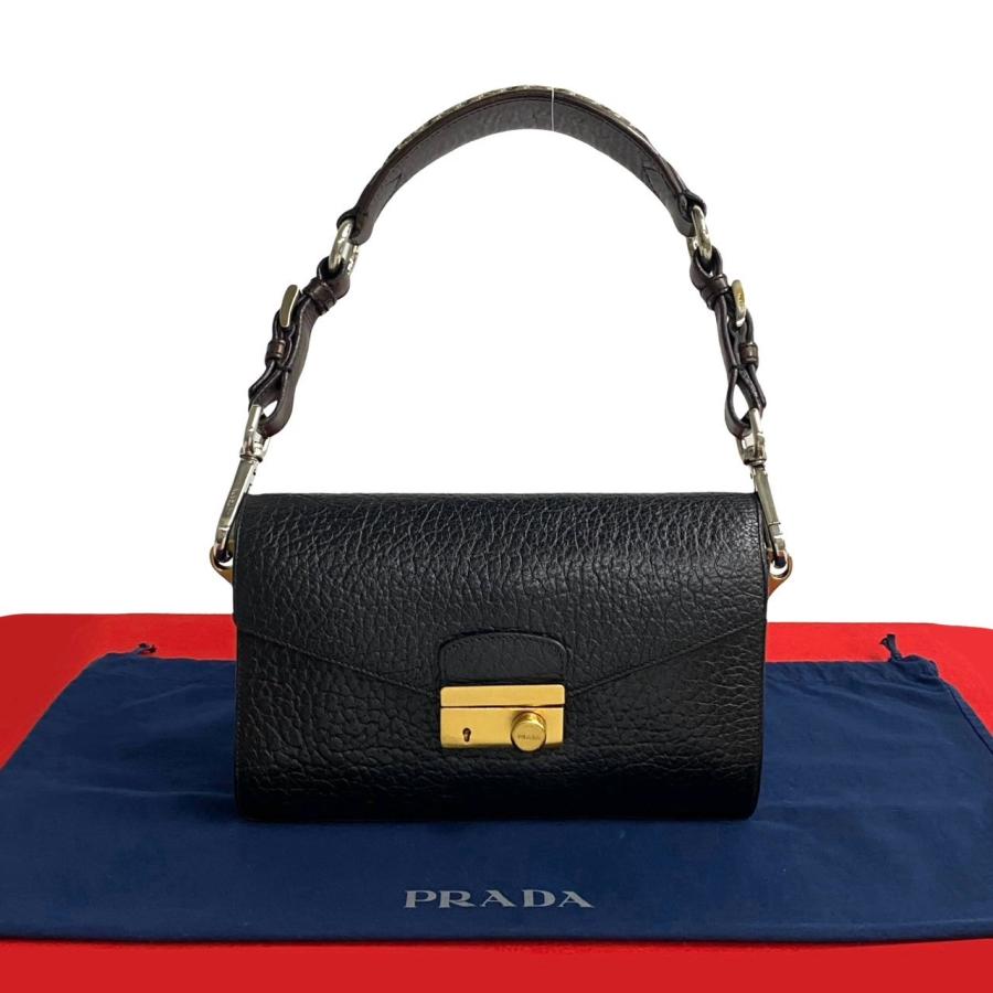 PRADA（プラダ） 極 美品 鍵付き ロゴ 金具 レザー 本革 ツイード セミ 