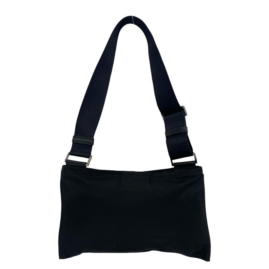 PRADA（プラダ） 極 美品 三角ロゴ トライアングル 金具 テスート