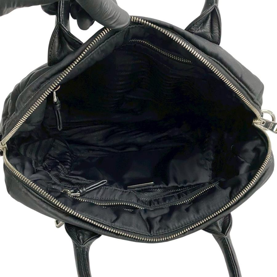 PRADA 極 美品 希少品 プラダ 三角ロゴ 金具 レザー ナイロン PRADA 極 美品 希少品 プラダ 三角ロゴ 金具 レザー ナイロン