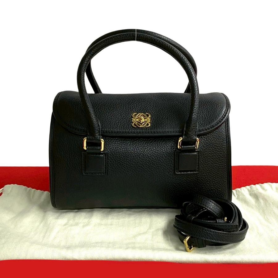 LOEWEアナグラムロゴ チャーム ゴールドブラック メタル レザー 袋付き LOEWE（ロエベ） ほぼ未使用 袋付き アラモ 28 アナグラム ロゴ 金具