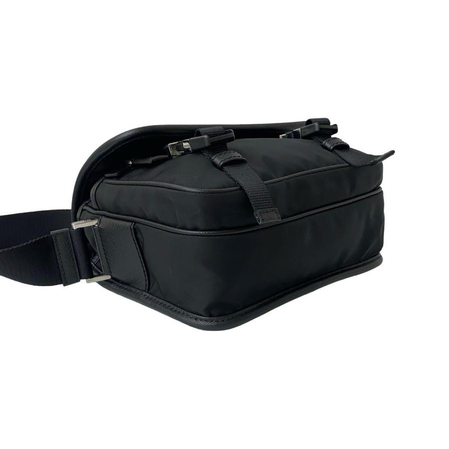 PRADA ショルダーバッグ サフィアーノレザー ナイロン 黒 三角プレート PRADA ほぼ未使用 プラダ 三角ロゴ 金具 ナイロン サフィアーノ