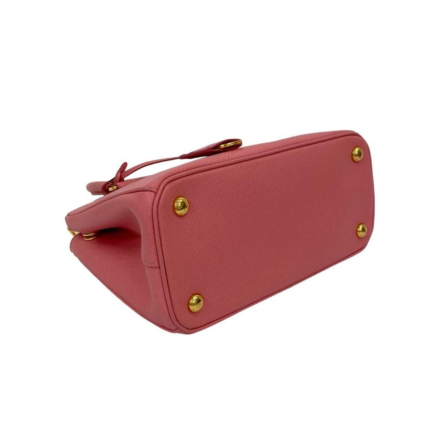 PRADA（プラダ） ほぼ未使用 ガレリア ミニ 三角ロゴ 金具