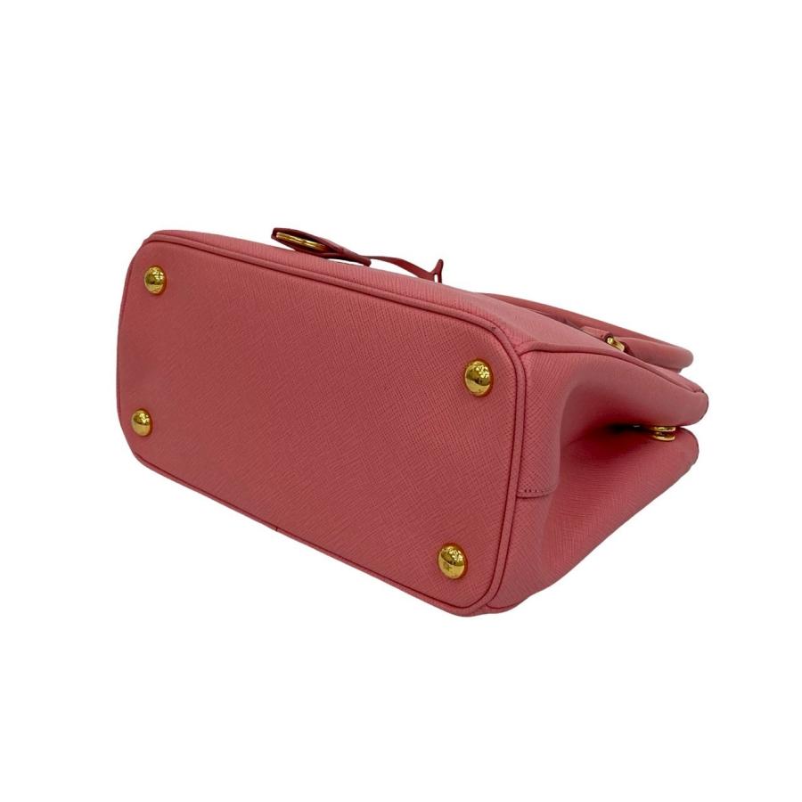PRADA（プラダ） ほぼ未使用 ガレリア ミニ 三角ロゴ 金具