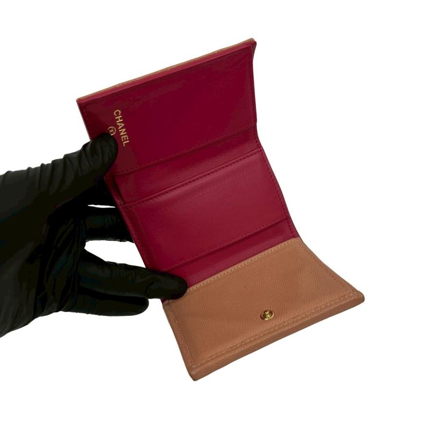 CHANEL（シャネル） 極 美品 箱 袋付き シール有 ランダム番台