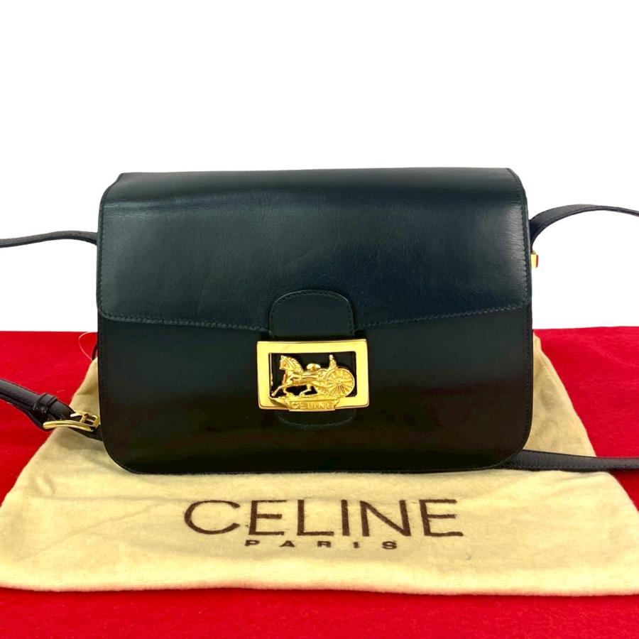 ✨高級✨　セリーヌ　ロゴ型押し　フラップ　レザー　ポシェット　ショルダーバッグ ✨高級✨ セリーヌ ロゴ型押し フラップ レザー ポシェッ