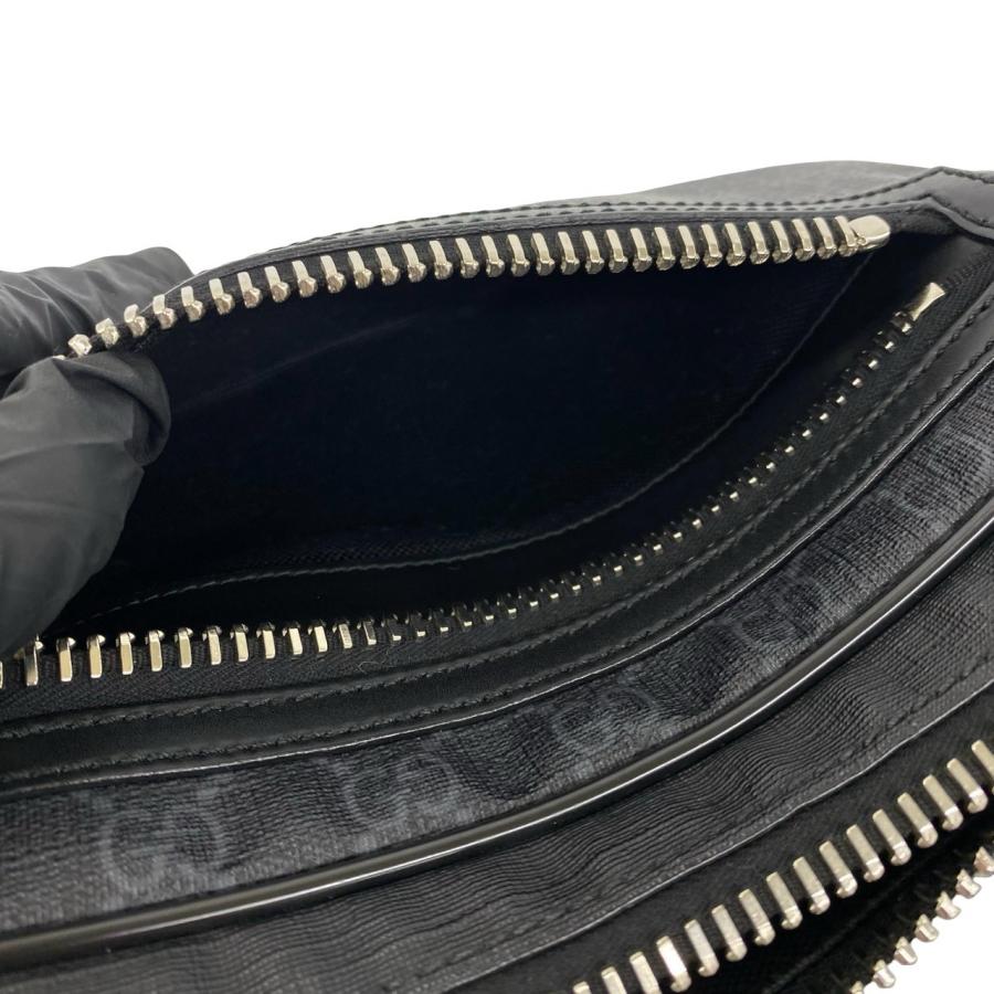 GUCCI（グッチ） ほぼ未使用 シェリーライン GG 柄 ロゴ レザー 本革