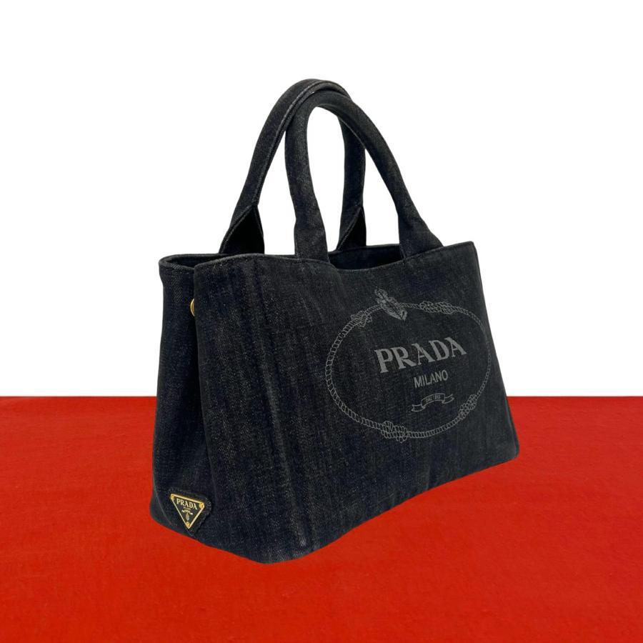 PRADA（プラダ） 極 美品 カナパ 三角ロゴ トライアングル プレート