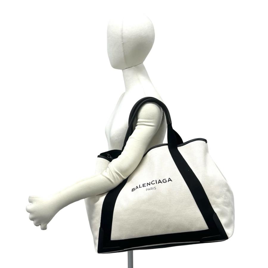BALENCIAGA（バレンシアガ） 極 美品 袋付き ネイビーカバス