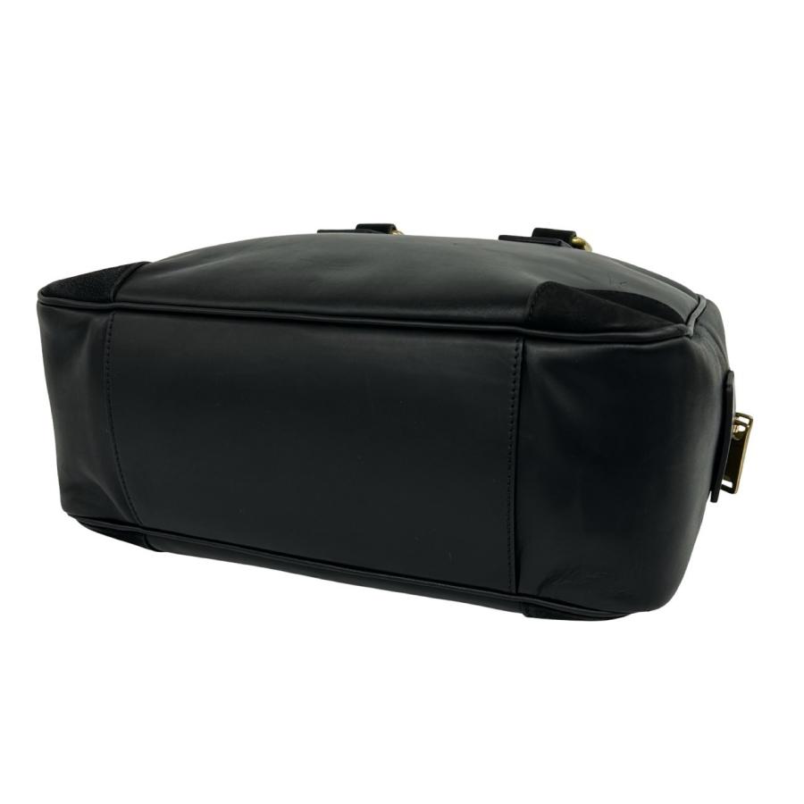 CELINE（セリーヌ） 極 美品 希少品 ロゴ スウェード レザー 本革