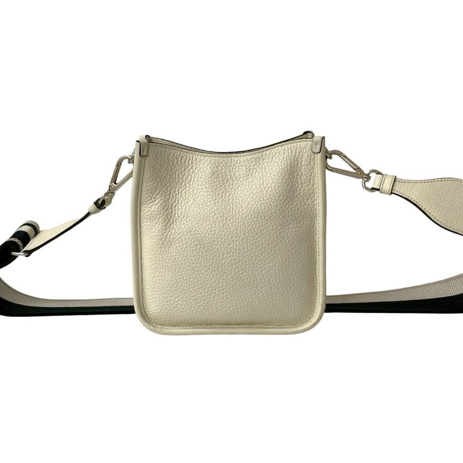 PRADA ワンショルダーバッグ シルバー金具　三角ロゴ PRADA ワンショルダーバッグ シルバー金具 三角ロゴ PRADA 三角