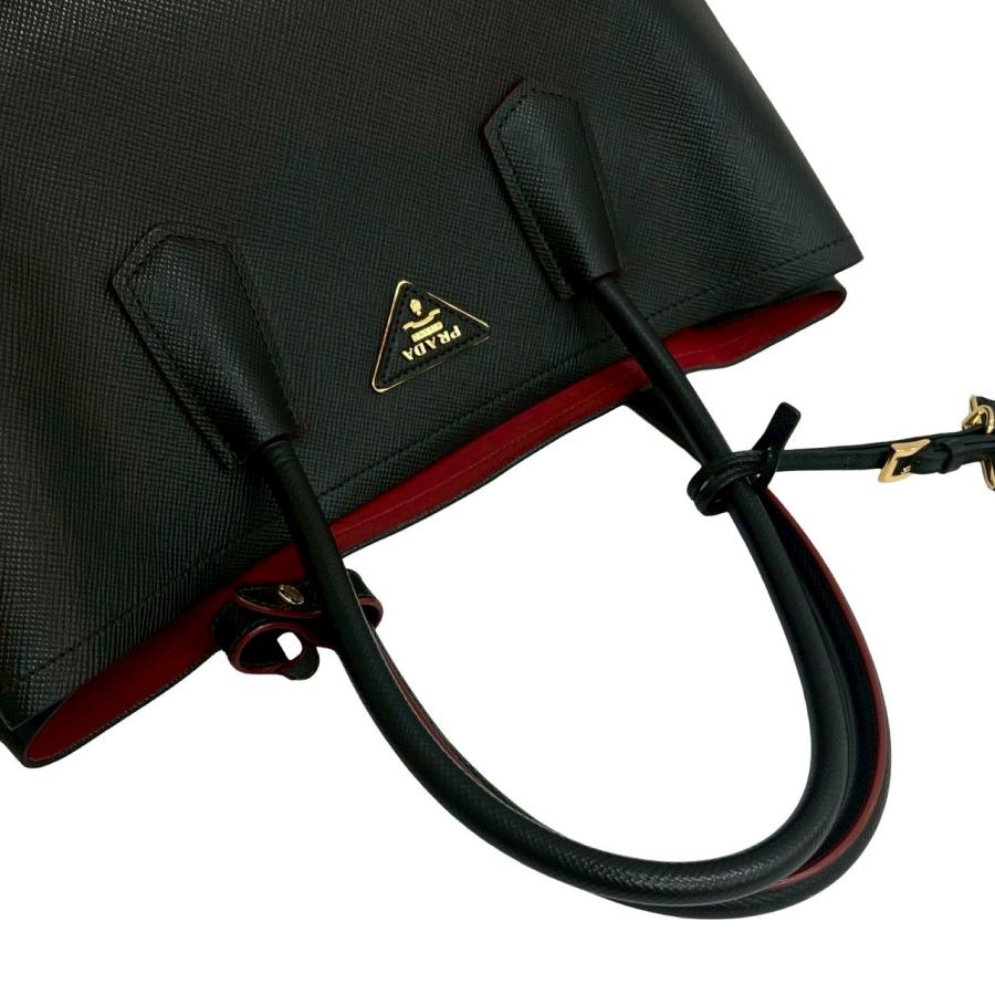 PRADA（プラダ） 極 美品 三角ロゴ 金具 サフィアーノ レザー 2way