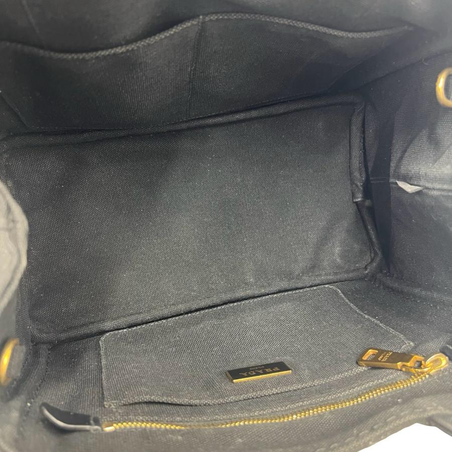 PRADA（プラダ） 極 美品 袋付き カナパ 三角ロゴ 金具 キャンバス