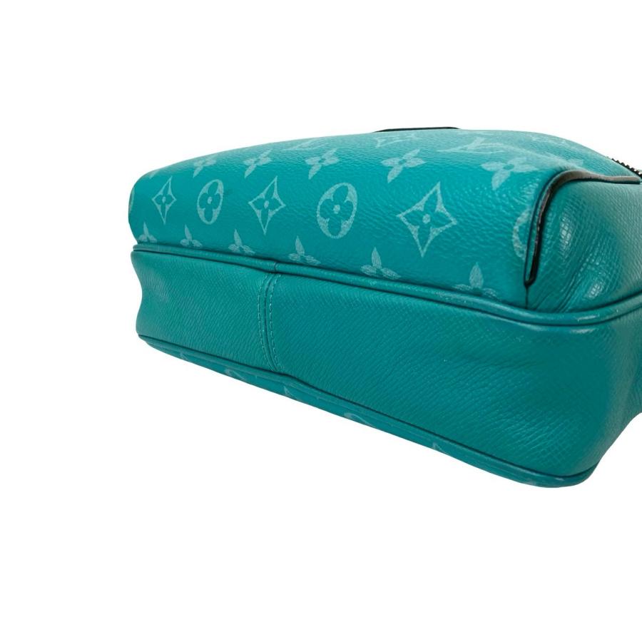 LOUIS VUITTON（ルイ・ヴィトン） 極 美品 アウトドア メッセンジャー
