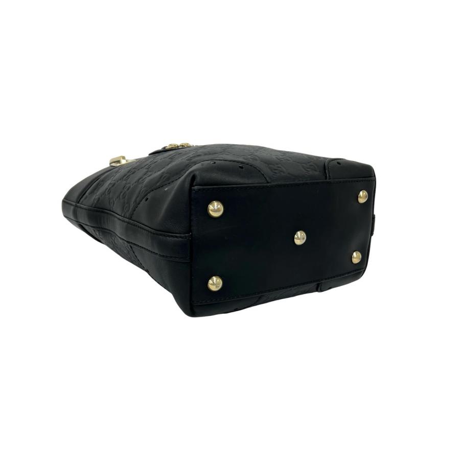 GUCCI（グッチ） 極 美品 希少品 グッチシマ ロゴ 金具 レザー 本革