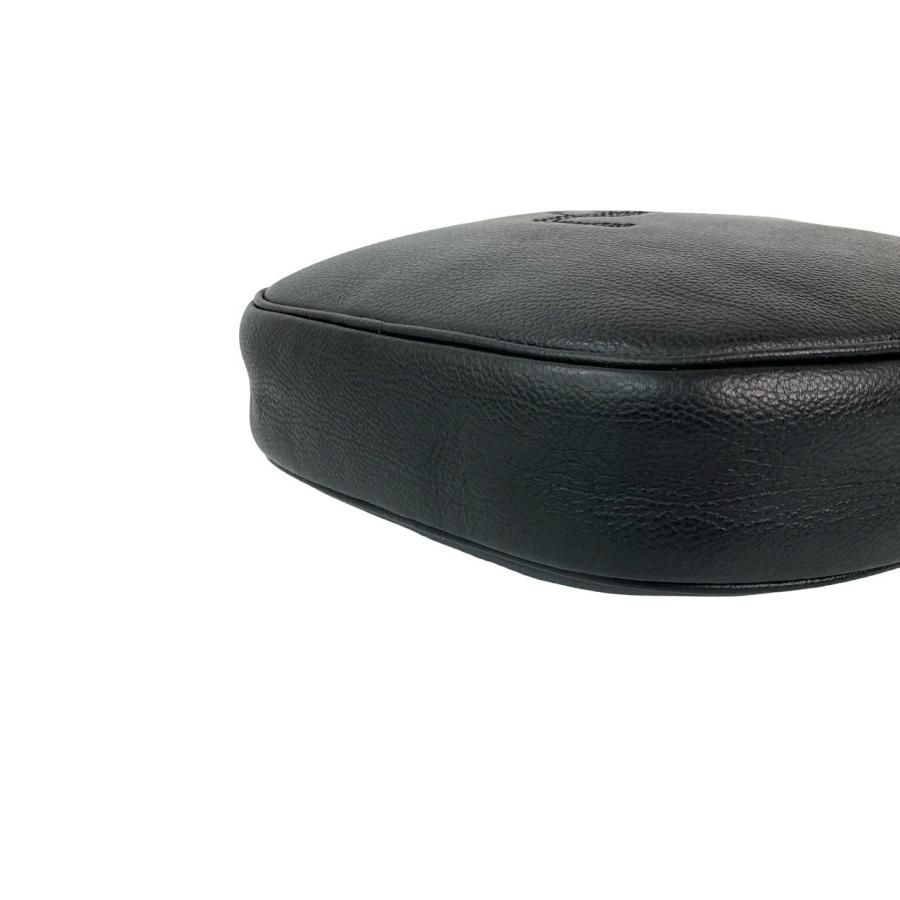 イヴ・サンローラン　レザー　バッグ　サコッシュ イヴ・サンローランレザーバッグサコッシュ