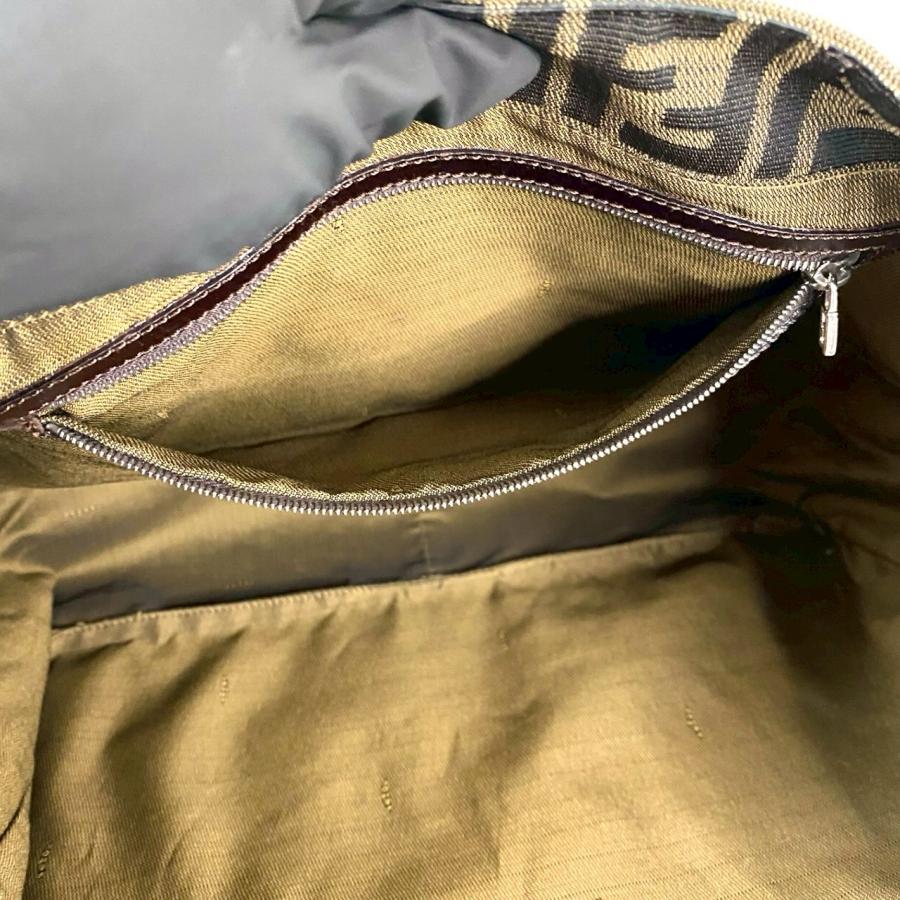 FENDI（フェンディ） 極 美品 ヴィンテージ ズッカ FF 柄 レザー 本革