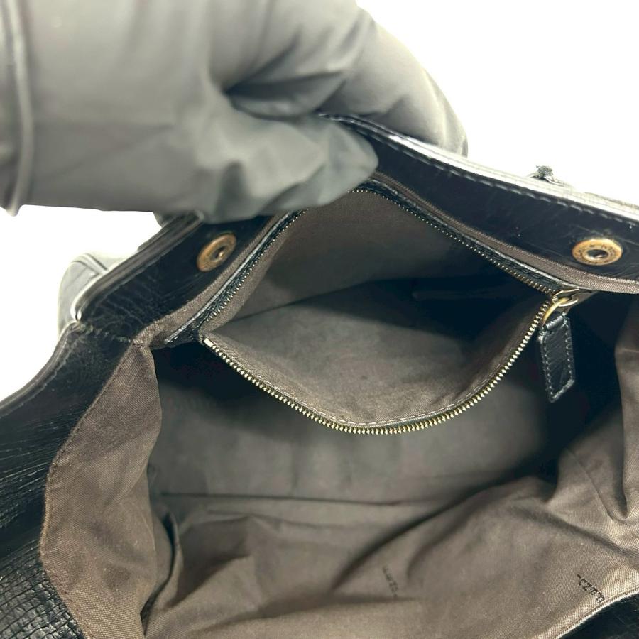 FENDI（フェンディ） 極 美品 希少品 ズッカ FF ロゴ モチーフ 金具