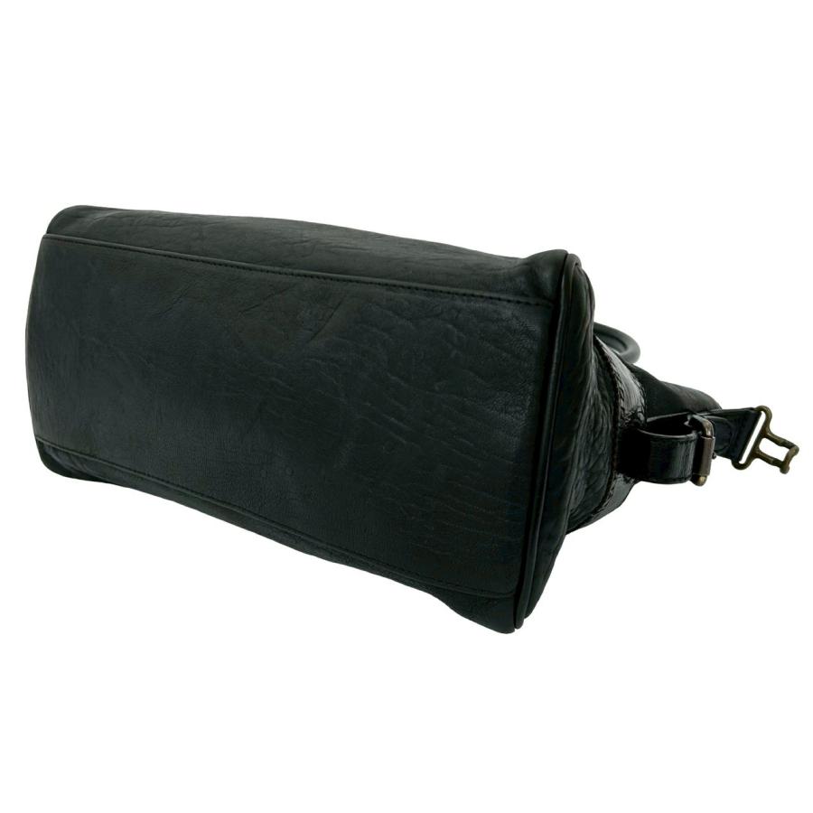 FENDI（フェンディ） 極 美品 希少品 ズッカ FF ロゴ モチーフ 金具