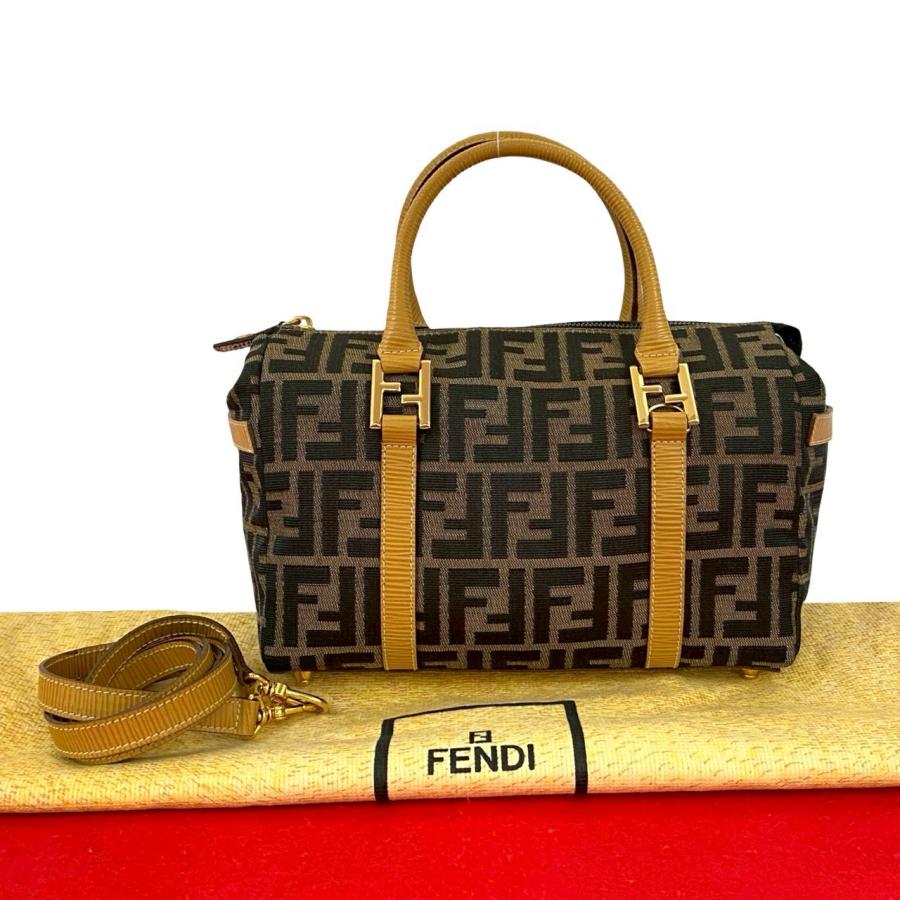 FENDI（フェンディ） 極 美品 袋付き FF ズッカ 柄 レザー 本革