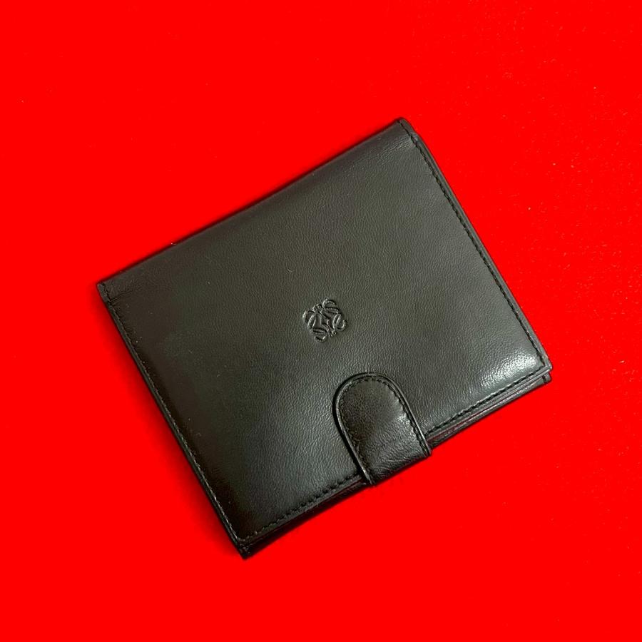 【極美品】LOEWE 二つ折り財布　レザー　黒　アナグラム LOEWE（ロエベ） 極 美品 希少品 アナグラム 型押し ロゴ レザー 本革